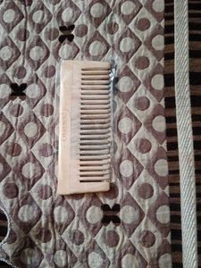 Wooden Comb Any@150 each