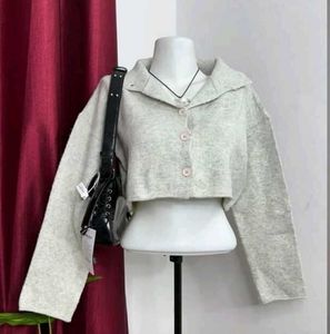 Chic Cropped Cardigan