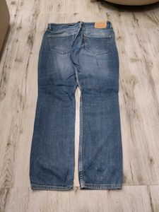 Ma5968 Levi's jeans waist 34 inches