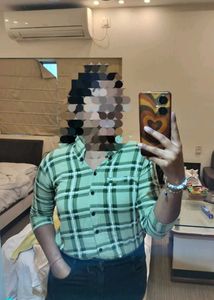 Stylish Green Plaid Shirt for Women