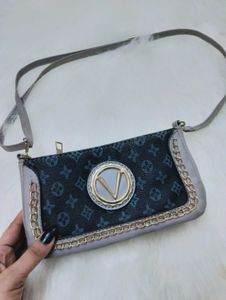 Stylish V Monogram Crossbody Bag