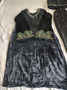 Black Velvet kurta set