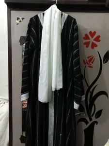 Elegant Striped Abaya