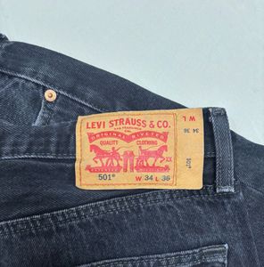 Levi's 501 Dark Wash Jeans