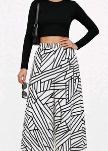 Flared white,black Geometric Print trousers