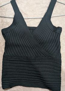 Ribbed V-Neck Cropped Tank Top