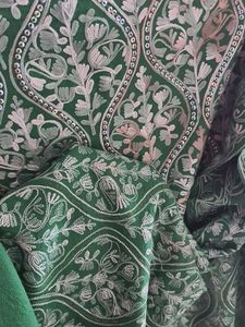 PRICE DROP : Elegant Green Ethnic woolen stole
