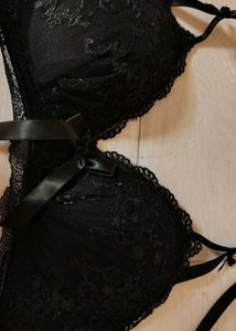 Elegant Black Lace Bra