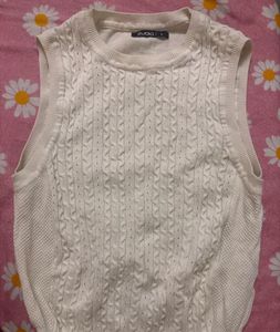 zudio cable knit top