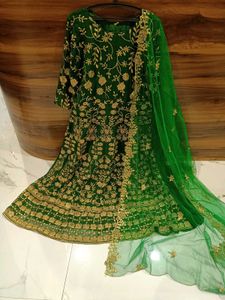 Elegant Green Embroidered anarkali 3pc set
