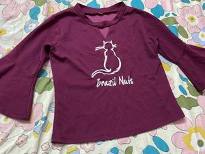 Cute Cat Print Bell Sleeve Top😍