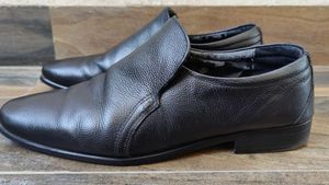 Red Tape Black Shoes
