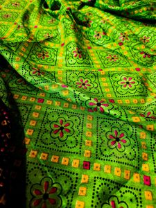 100% Pure Silk Bandhani Print Saree