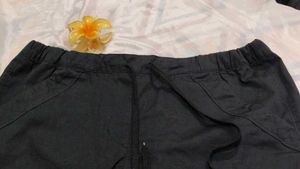 Black Casual Shorts With Adjustable Rope