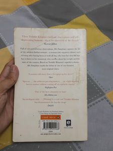 Twinkle Khanna Mrs Funnybones