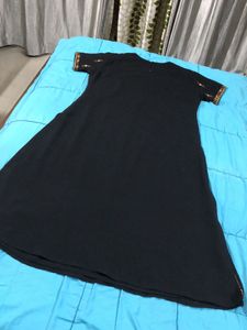 Elegant Black Embroidered Kurta ✨✨