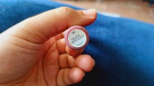 Maybelline, Manish Malhotra And Lakme Lip colours
