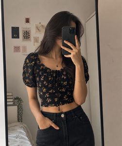 Floral Off-Shoulder Crop Top