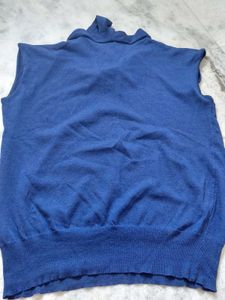 Blue Sleeveless Tie-Neck Top
