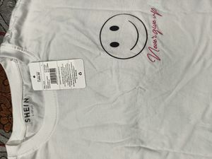 SHEIN White Smiley Face Graphic T-Shirt
