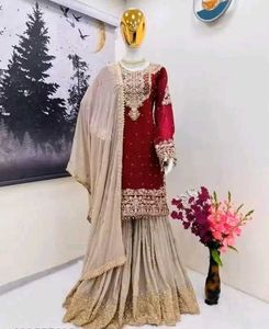 Gorg Pakistani Suit Looks So Royal! 👑
