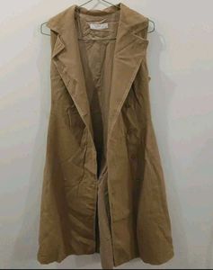 Sleeveless Trench Coat