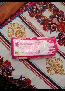 Eveerteen  Sanitary Pads Pack Of 20 Xl Size