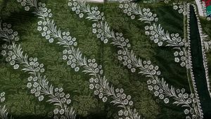 Dark Olive Colour Saree