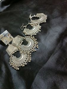 Combo Of 1 Choker And 2 Oxidised Earrings