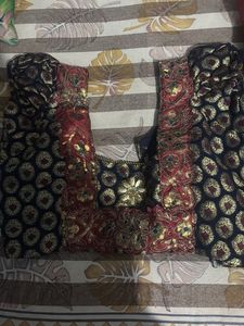 Elegant Brocade ready made saree with blouseSet
