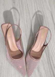 Sparkling pointed Pink Heels