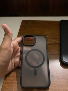 iPhone 15 phone cover MagSafe