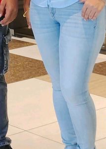 Light Wash Skinny Jeans
