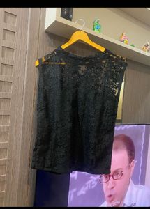 Elegant Black Lace Sleeveless Top