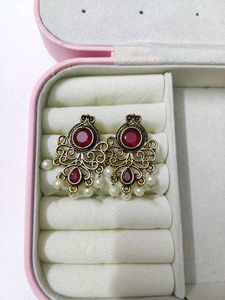 Vintage-Inspired Red Stone Pearl Drop Earrings