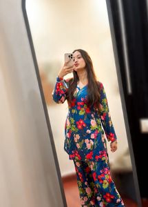 Vibrant Floral Print Kurta Set
