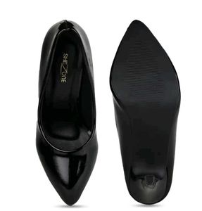 Classic Black pointed toe stilettos