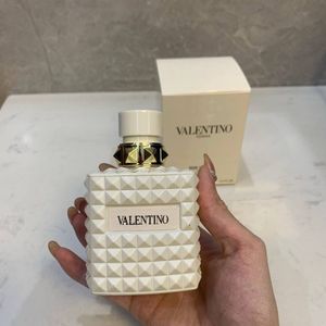 Valentino Donna Born in Roma