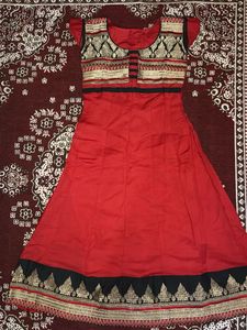 Elegant Red Embroidered Kurta