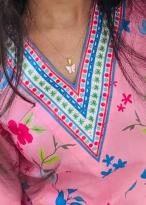 Beautiful Pink Floral Print Kurta