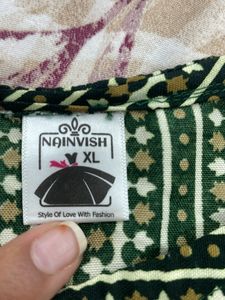 I’m Selling Kurta Set With Pajami