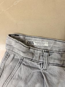 Light Wash Wide Leg Jeans