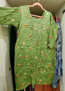 Beautiful Green Embroidered Kurta Set