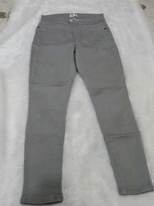 Comfortable Grey Skinny Jeans