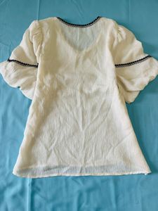 Chic White Puff Sleeve Top