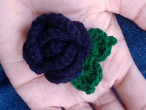 Handmade 10 pink Rose's and 15 navy blue colour Ro