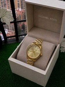 MICHAEL KORS LADIES WATCH ⌚💛GOOD QUALITY