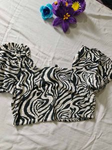 Zebra Print Puff Sleeve crop Top