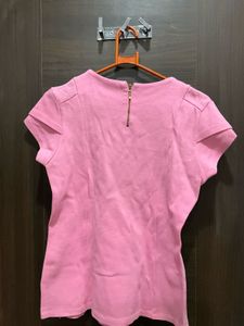 Pink Embellished T-Shirt 🩷🤍