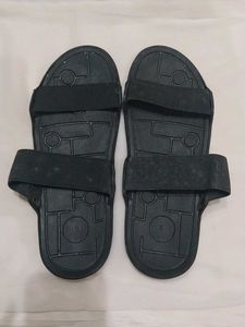 Comfortable Black Flip Flops